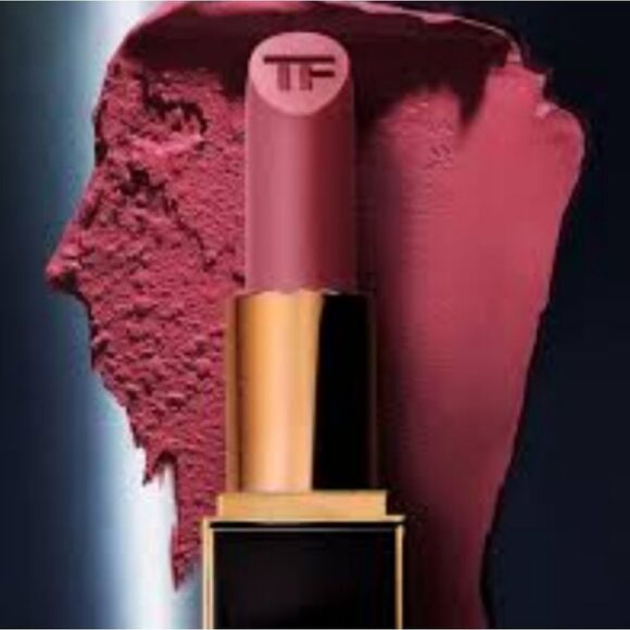 Tom Ford Matte Lipstick in Pussycat (True Mauve) - Picture 12 of 17